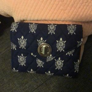 Navy with White Sea Turtle Vera Bradley Hand Purse